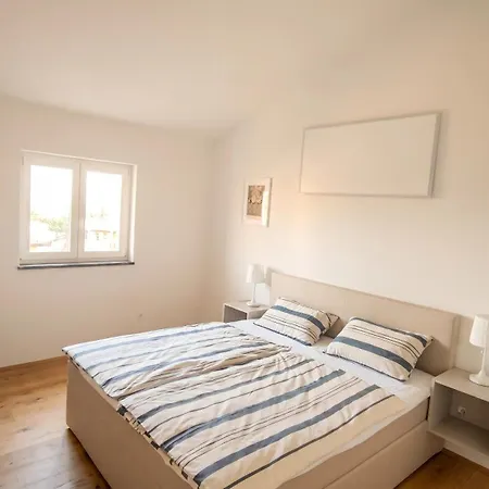 Olive - Piazza 83b Residences Apartment *